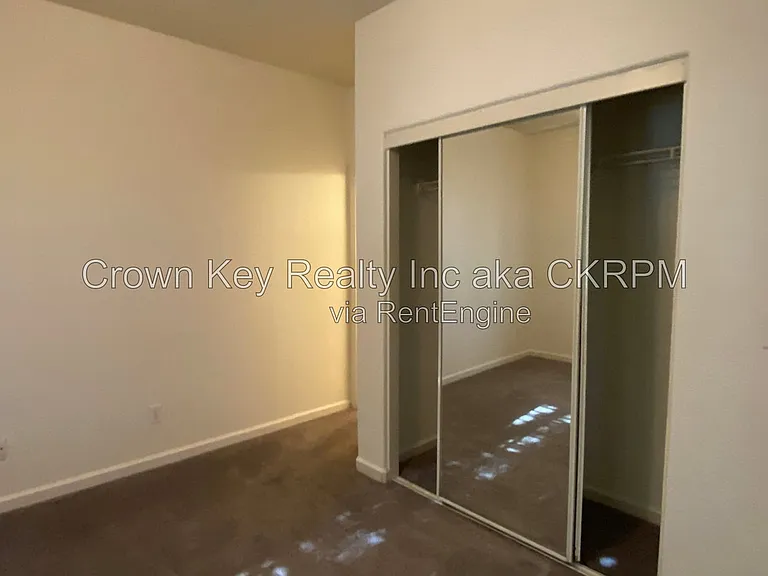 1844 Oswego Ct — Photo 14