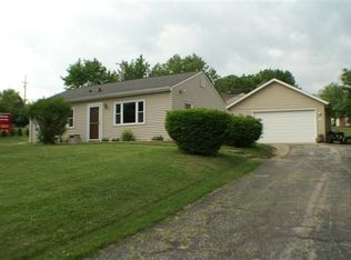 S72W19342 Lochcrest Blvd, Muskego, WI 53150