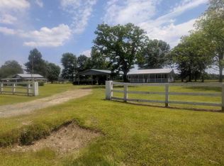 3913 Fm 82, Call, TX 75933