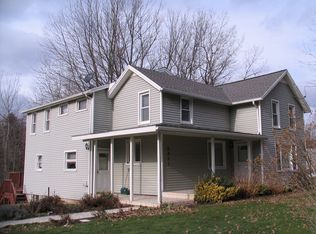 2871 Schilling Rd, Marion, NY 14505