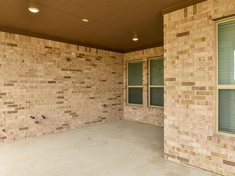 7826 Kenora Way — Photo 46