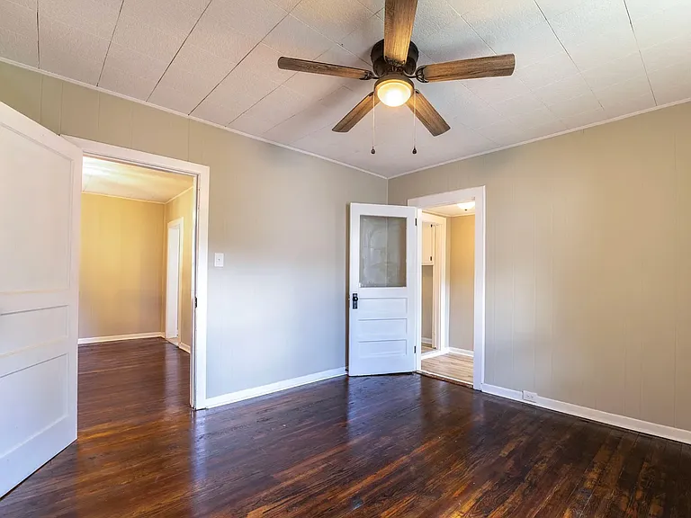 330 Chickamauga Ave — Photo 13