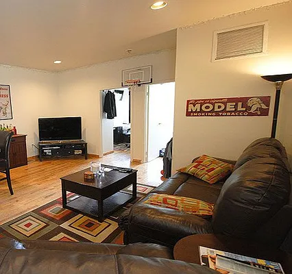 Rented by REAL New York | media 4