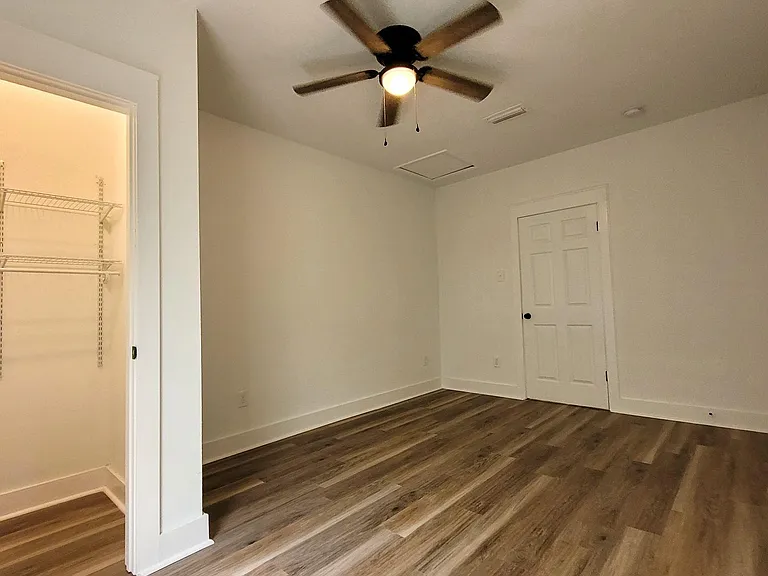 904 Colbert Ave — Photo 7