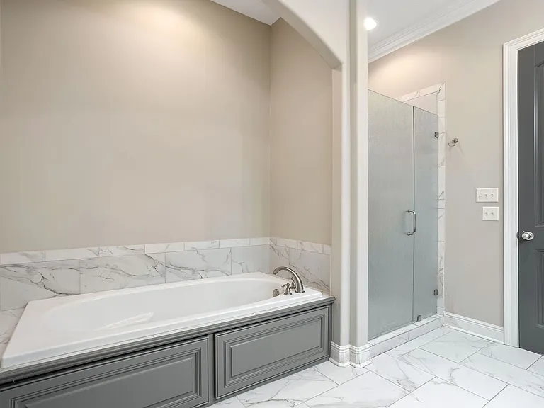 5807 Willow Breeze Dr — Photo 10