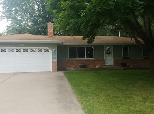 6682 Berkshire Ln N, Maple Grove, MN 55311
