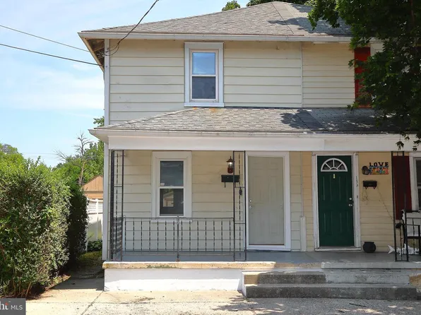 157 S Wolf St, Manheim, PA 17545