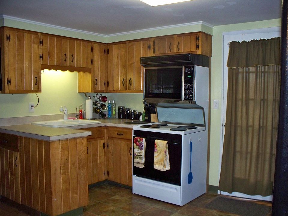 kitchen in 3-bedroom