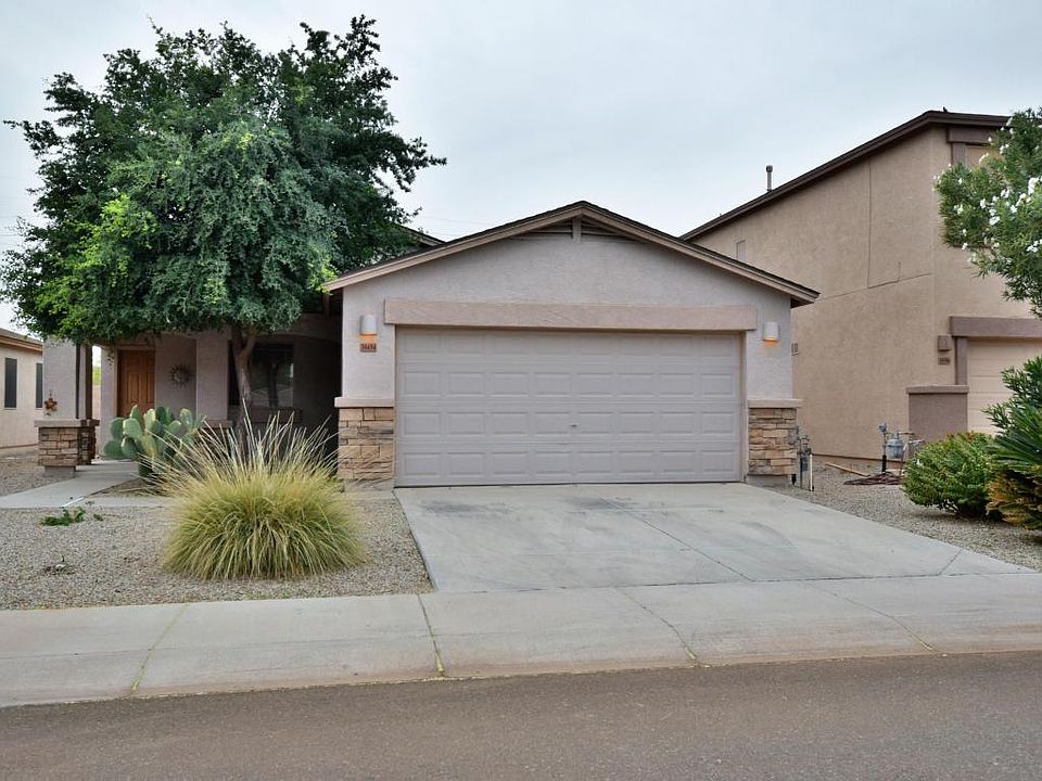 1st image of 30494 N Honeysuckle Dr