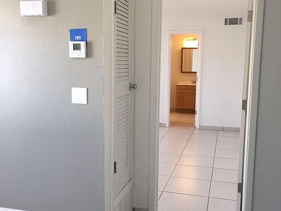 2nd image of 3524 E Glen Dr #B