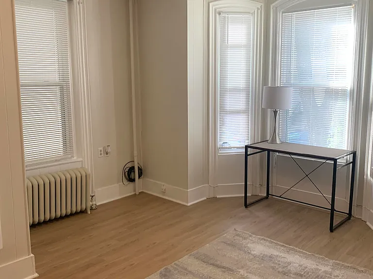 147 Lexington St #2 — Photo 9