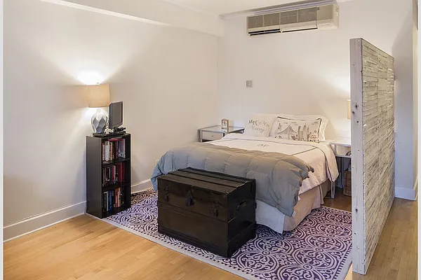 Sold by Stribling | media 13