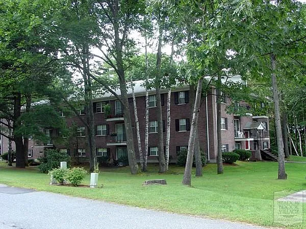 Meadowbrook Village — Photo 17