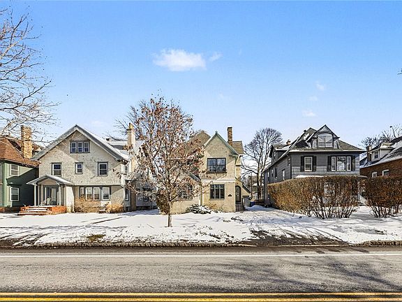 3rd image of 210 Culver Rd