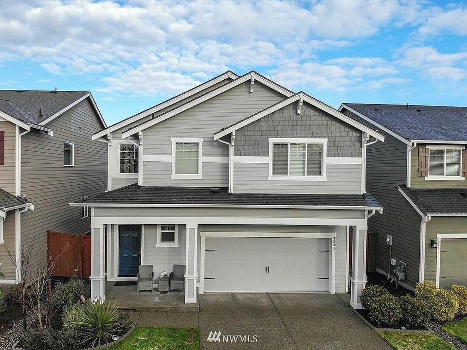 1st image of 3245 Hanna Dr NE