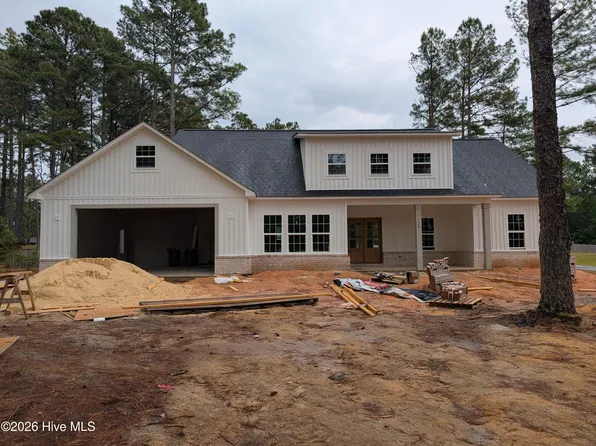 129 Laurel Oak Lane, Pinebluff, NC 28373