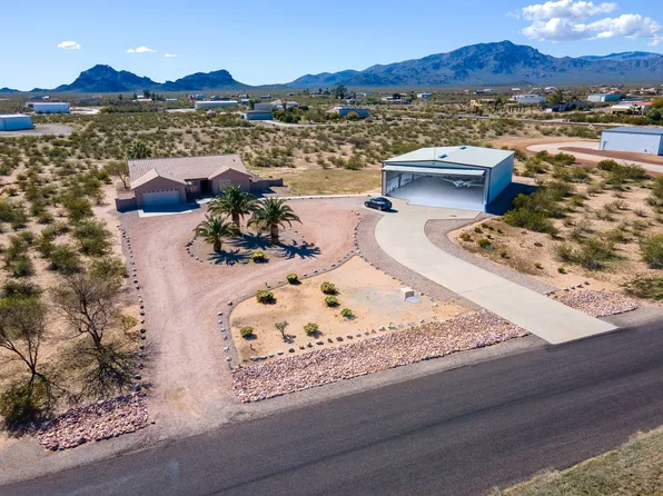 51702 W Iver Rd, Aguila, AZ 85320