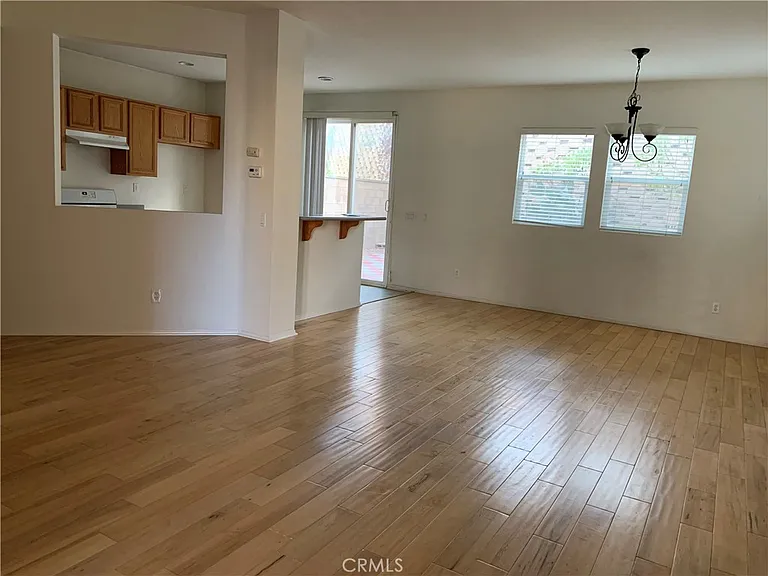 5751 Autumnwood Ln — Photo 4
