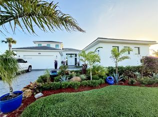 11460 SW Pietra Way, Pt Saint Lucie, FL 34987
