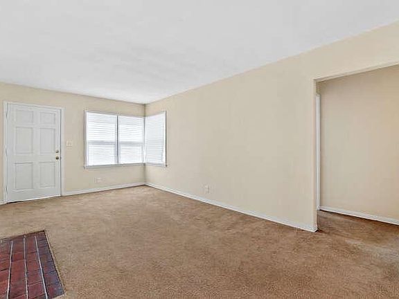 557 N Madison Ave Los Angeles-small-011-024-FULL-666x444-72dpi_07222021