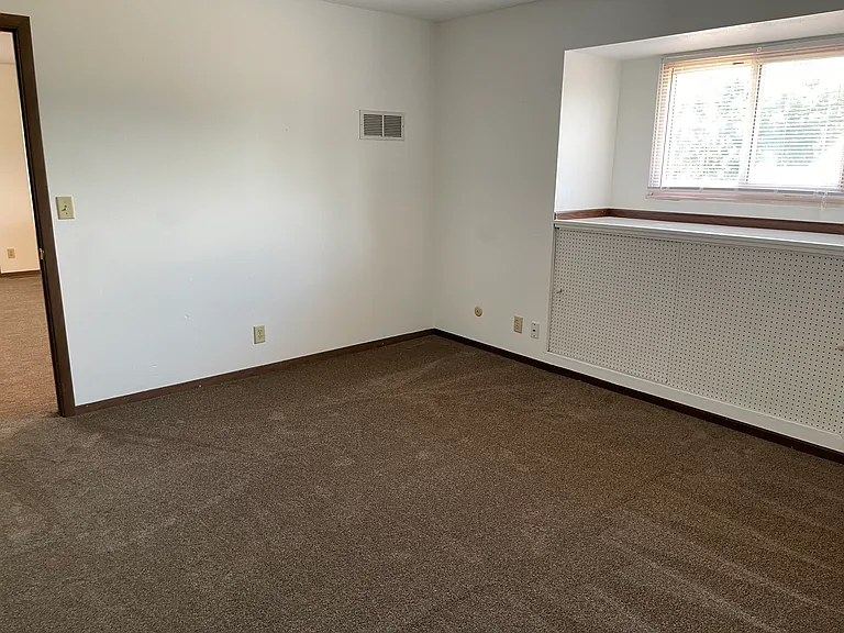2200 Stoneybrook Rd #5 — Photo 7