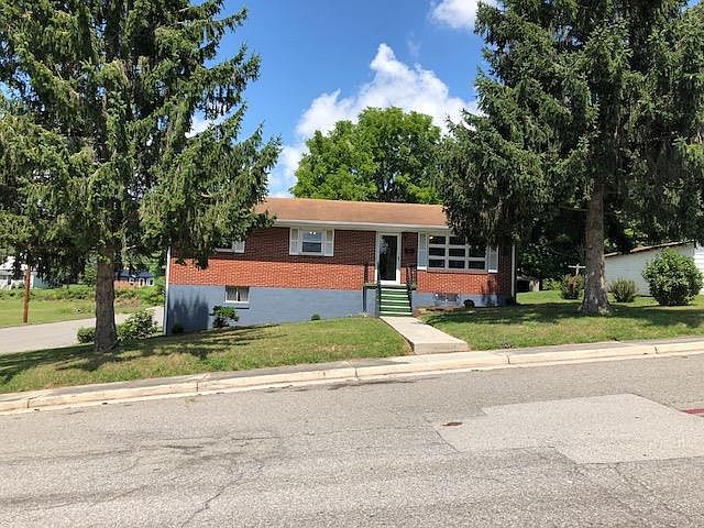 1st image of 1290 W Spiller St