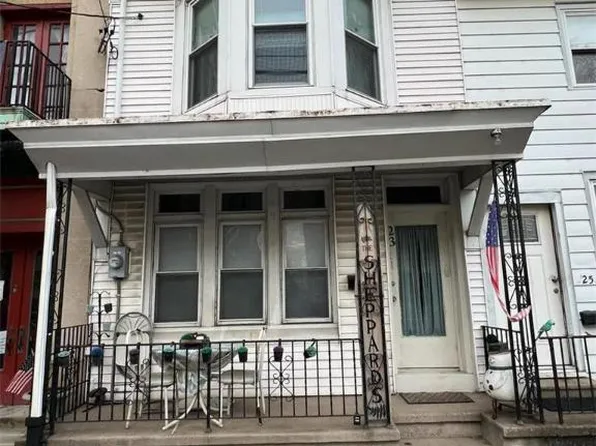 23 S 4th St, Hamburg, PA 19526