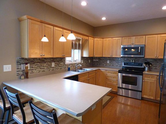5th image of 1718 Matthew Ct