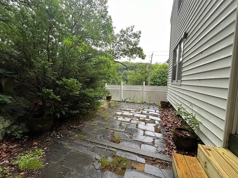 155 Lebanon St — Photo 13