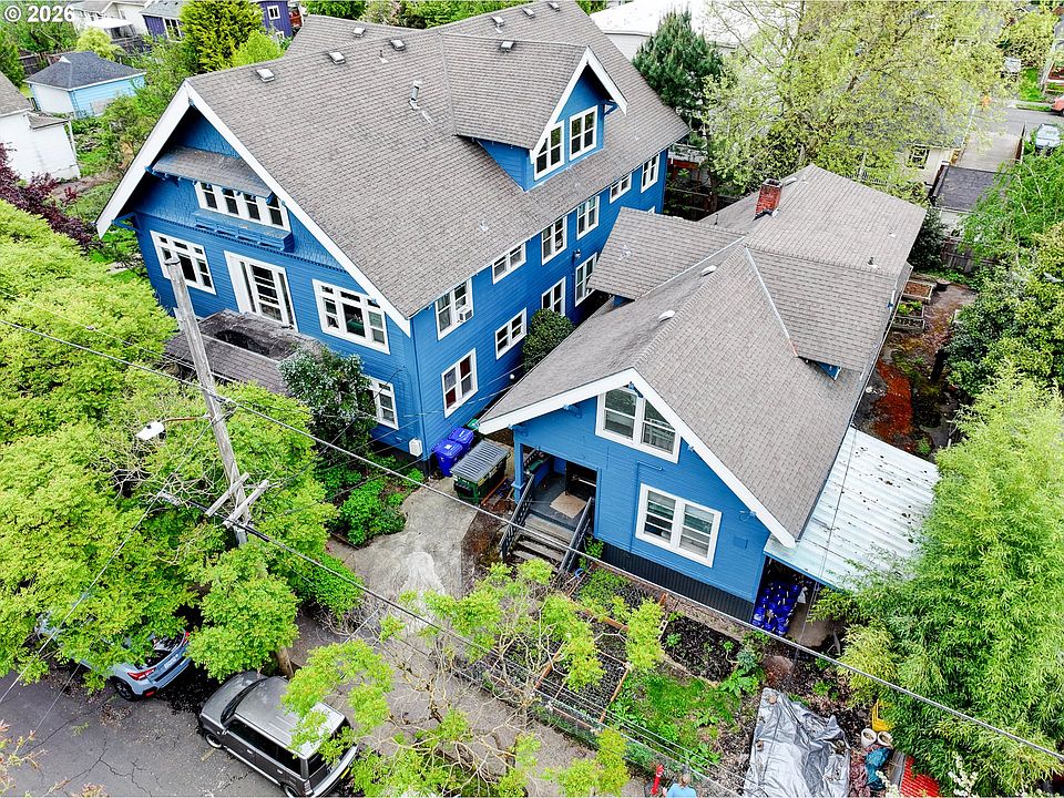 1st image of 4024 NE 6th Ave