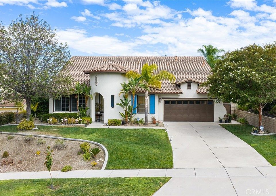 1st image of 3165 Forest View Dr