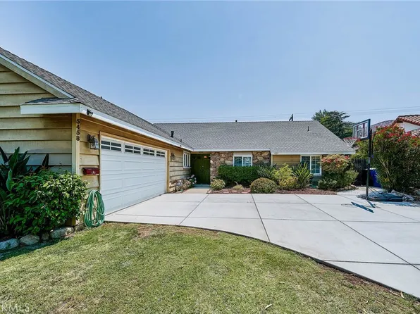 5458 Peacock Ln, Riverside, CA 92505