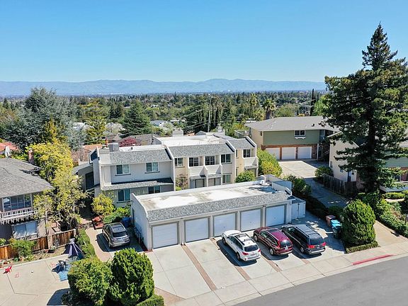 2nd image of 10270 Alpine Dr
