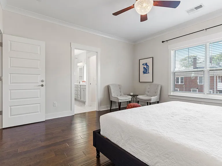 105B McCall St — Photo 80