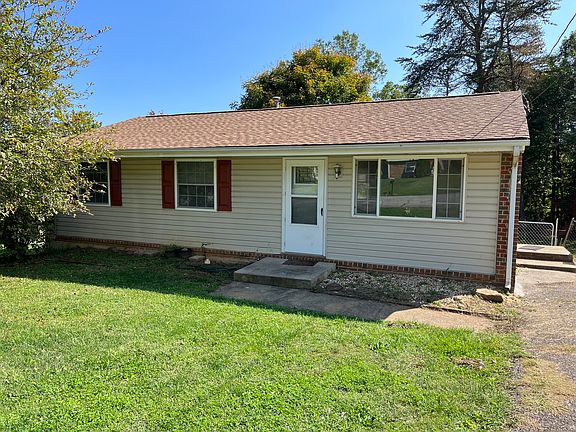 2nd image of 2938 Creekwood Dr
