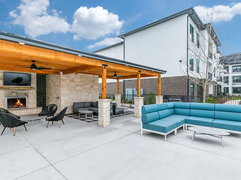 Aspen at Gateway — Photo 26
