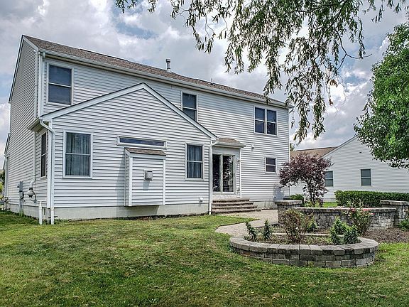 5th image of 11531 Chanticleer Dr NW