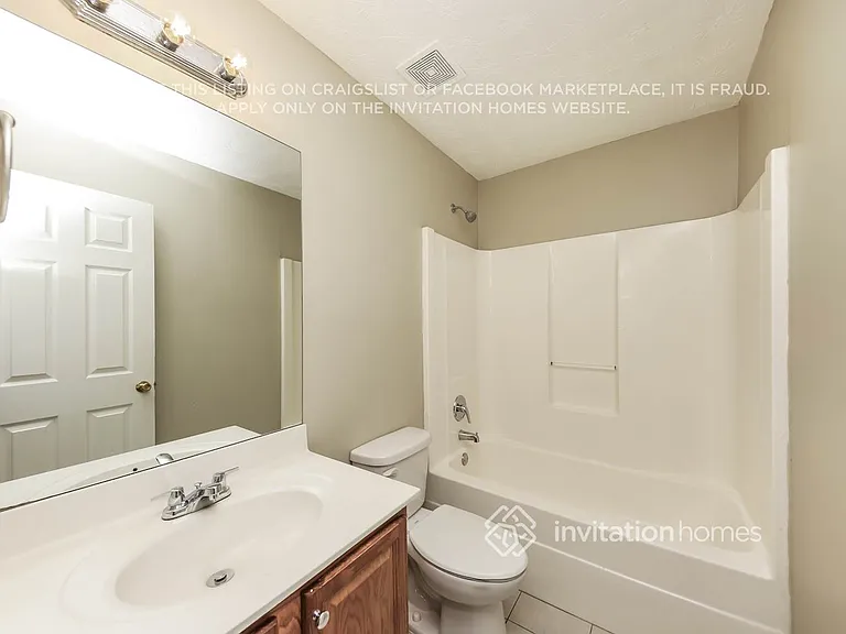4050 Lions Gate — Photo 16