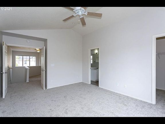 5th image of 1250 NE Birkshire Ct