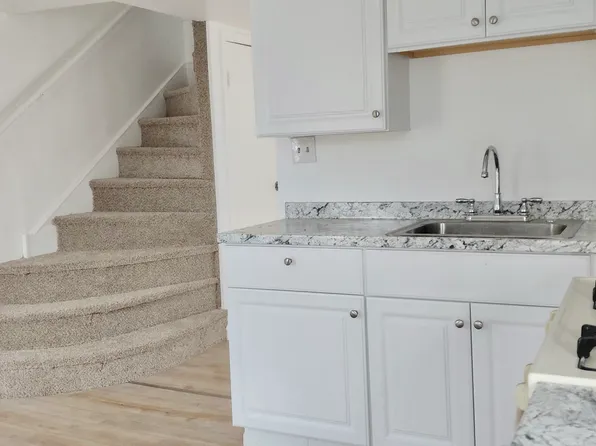 301 Somerset St #B, Gloucester City, NJ 08030