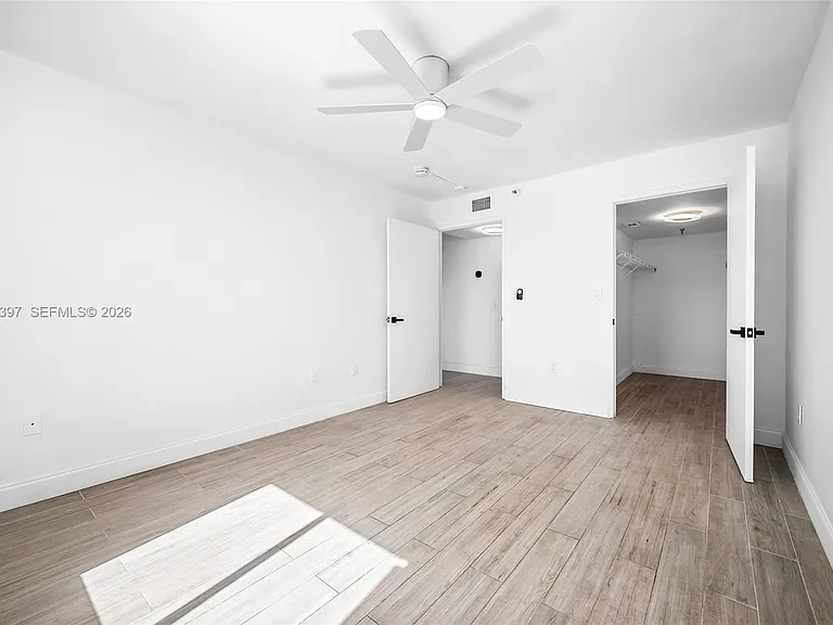 1010 NW 11th St #507 — Photo 15
