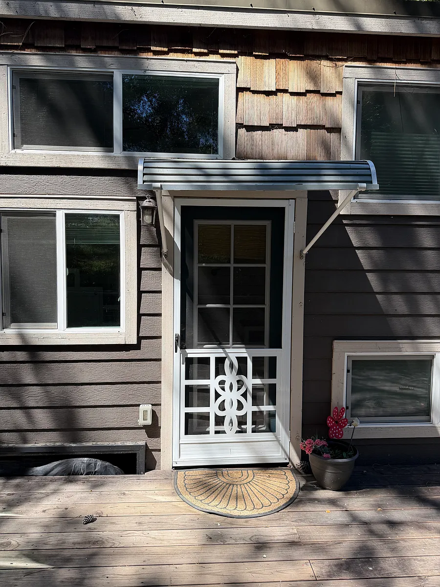 Building Photo - 9550 Glen Arbor Rd #B