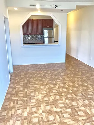 Rented by Voro, LLC | media 6
