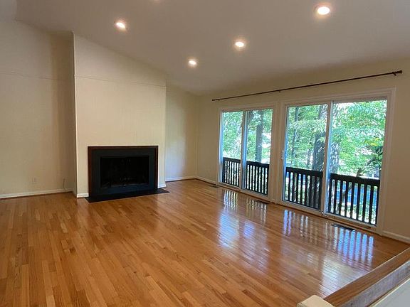 4th image of 3 Scandia Way