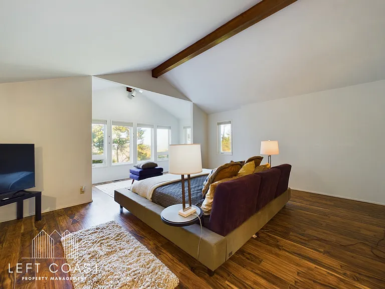 132 Salishan Dr — Photo 106