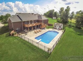 2310 Falcon Ct, Owensboro, KY 42303