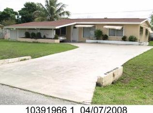 118 Coolidge Ave, Lehigh Acres, FL 33936