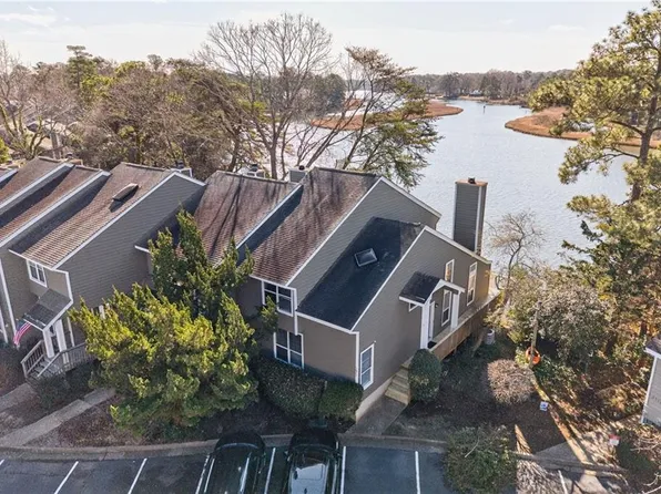 2911 Seashore Point, Virginia Beach, VA 23454