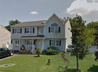 1803 Carleton Ave, Bay Shore, NY 11706