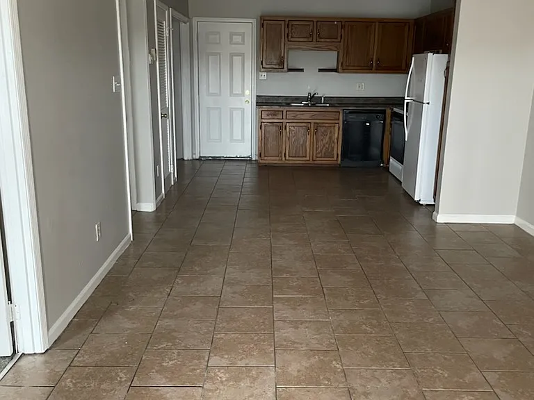 1808 Graymont Ln #C — Photo 4